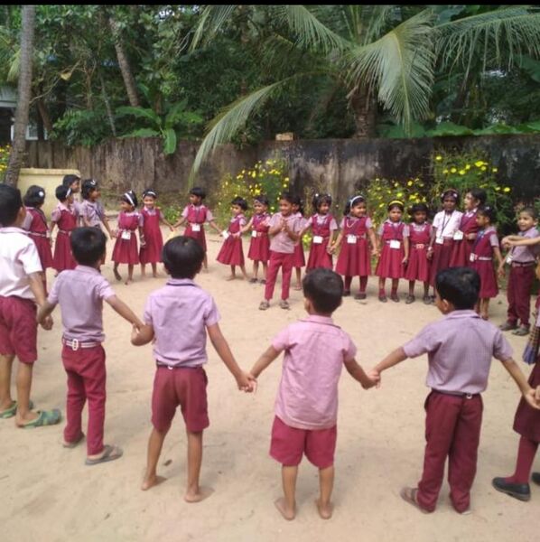 പ്രമാണം:Amlpsmaruthayoor pre-primary.jpeg