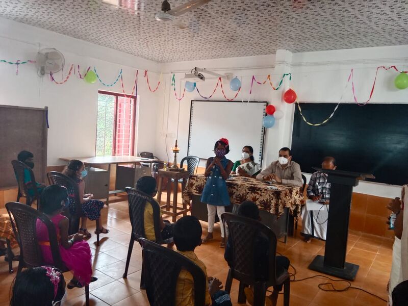 പ്രമാണം:BS21 PTA 37033 3.jpg