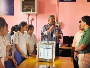 11005 field trip1.jpg