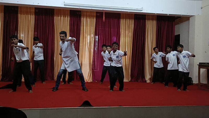 പ്രമാണം:15062 zoomba.jpg