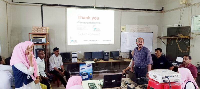 പ്രമാണം:19009-hiroshima day slide presentaion -LK.jpg