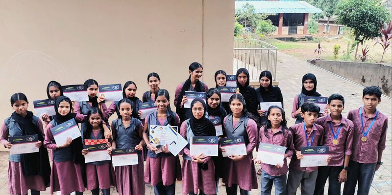 പ്രമാണം:19042 Winners Sasthrotsavam 2025.jpg