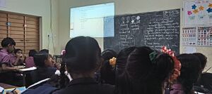 24004 HighTech SmartClass.jpeg