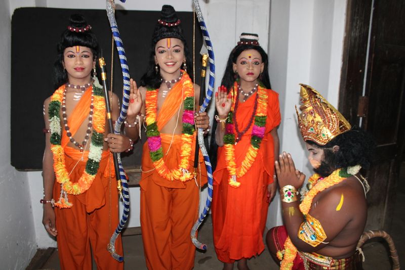 പ്രമാണം:26056 രാമായണം1.JPG