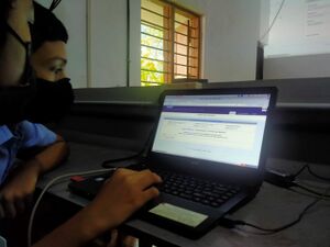 33056 single aug10.jpeg