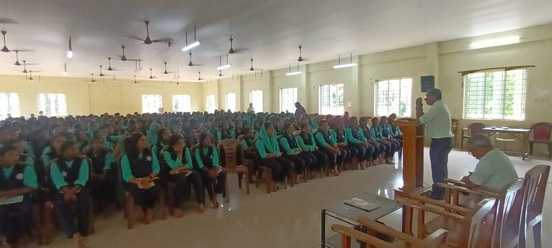 പ്രമാണം:42042 lunarday25 5.jpg