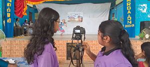 44055 Kalolsavam media class 8.jpg