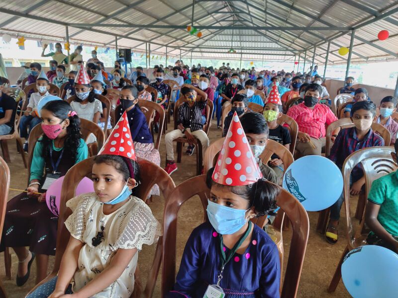 പ്രമാണം:BS21 WYD 15462 2.jpg