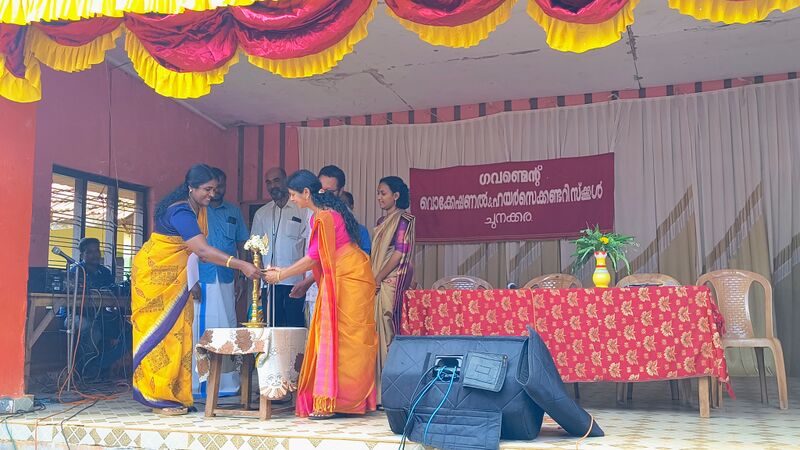 പ്രമാണം:KALOL.36013 1.jpg