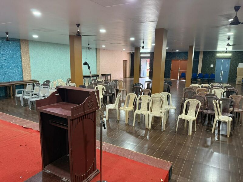 പ്രമാണം:Mini Hall 2 SMS.jpg