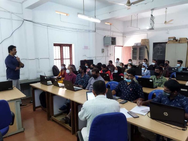 പ്രമാണം:15006 Trg.jpeg