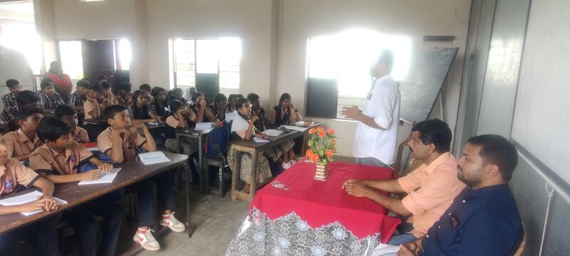 പ്രമാണം:15051 oppam 4.jpg