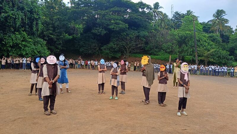 പ്രമാണം:20265 1.jpg