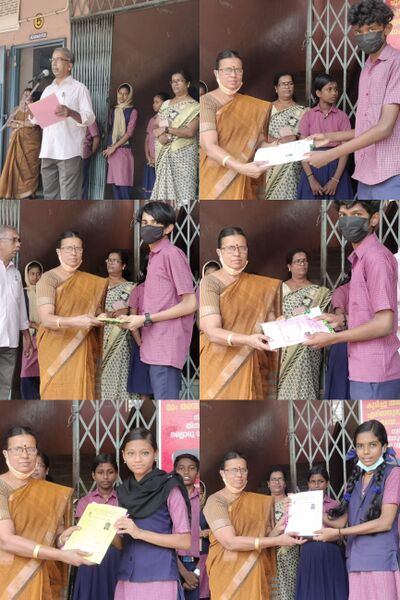 പ്രമാണം:21068 hindi1.jpg