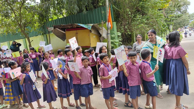 പ്രമാണം:21068 pkd drugs 11.jpg