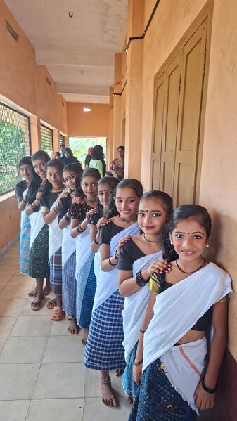 പ്രമാണം:21706 varnnam 02.jpg