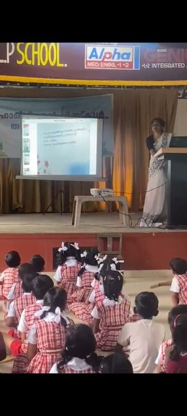 പ്രമാണം:35223 READING DAY 14.jpeg