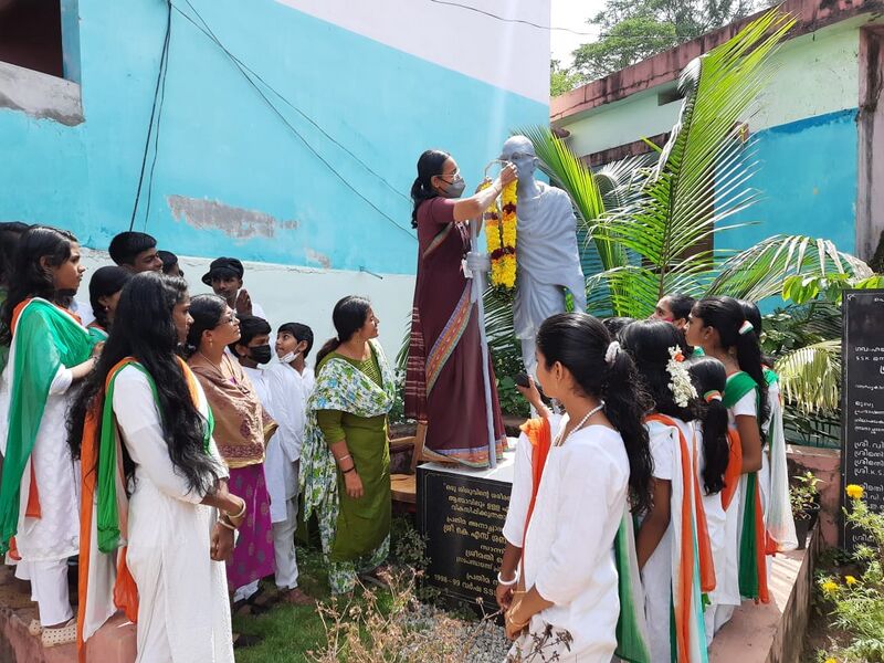 പ്രമാണം:3rd picture.jpg