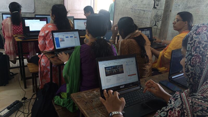 പ്രമാണം:Drcmlp training 8 26.jpg