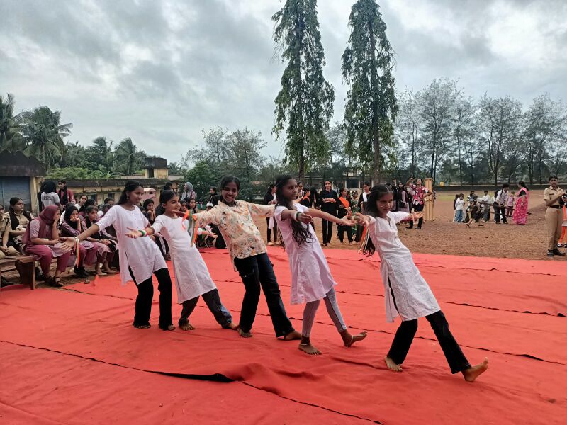 പ്രമാണം:Independence day 11009 7.jpeg