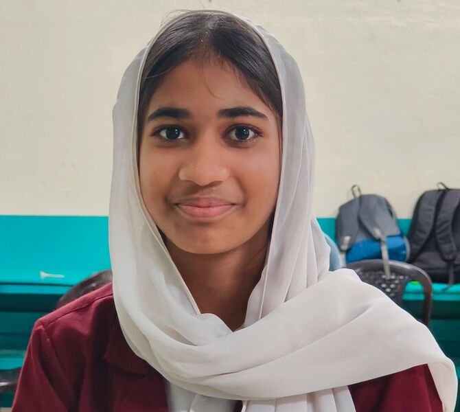 പ്രമാണം:Niya fathima.jpg