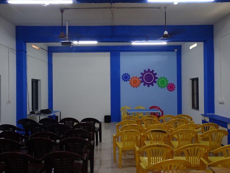 പ്രമാണം:19068 ATAL TINKERING LAB 4.JPG