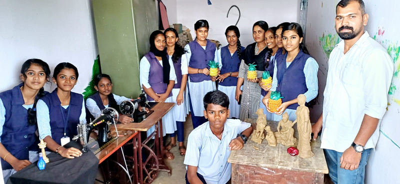 പ്രമാണം:21060 we sub mela.png