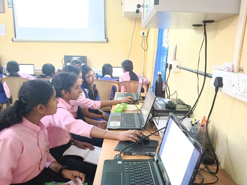 പ്രമാണം:29040-LK Routine Class -4.jpg