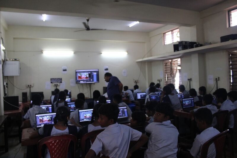 പ്രമാണം:37001 LK Kitescamp.jpg