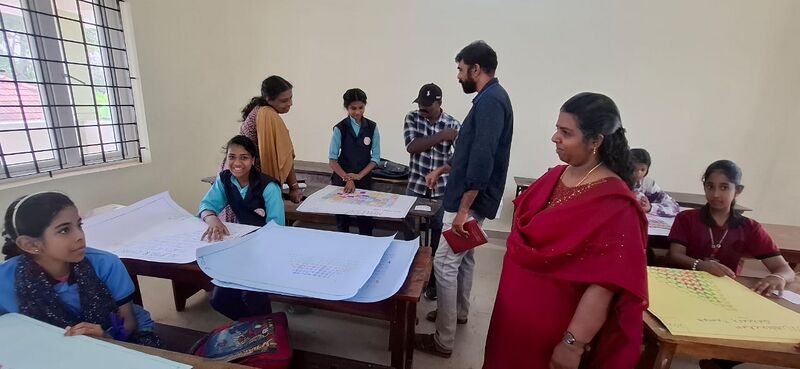 പ്രമാണം:42042 science fair 2025.jpg