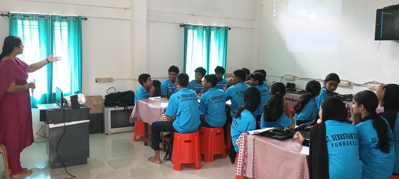 പ്രമാണം:47041 lk camp1.jpg