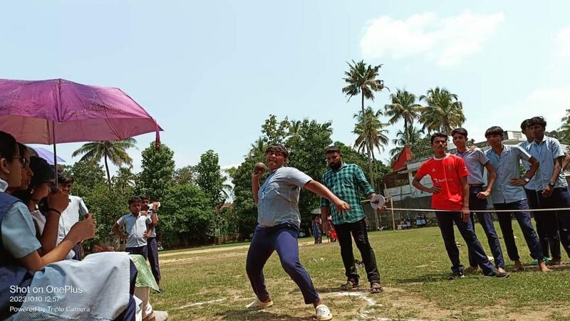പ്രമാണം:TSR 22071 SPORTS DAY.jpg