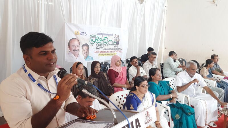 പ്രമാണം:11049 Pravesanolsavam2026-27.2.jpg