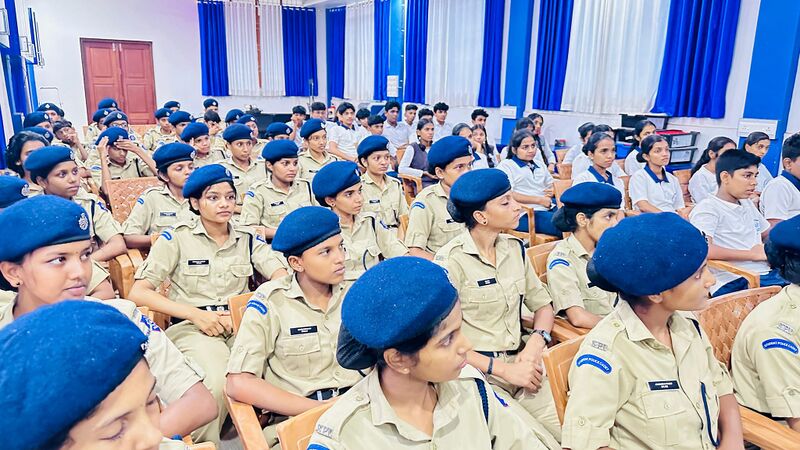 പ്രമാണം:14028 dds (1).jpg