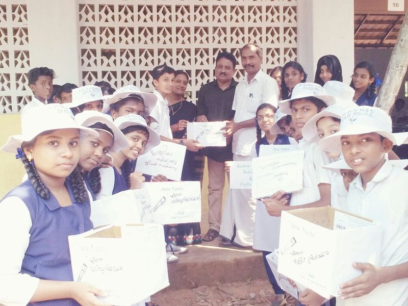 പ്രമാണം:16038 plastic2.jpg