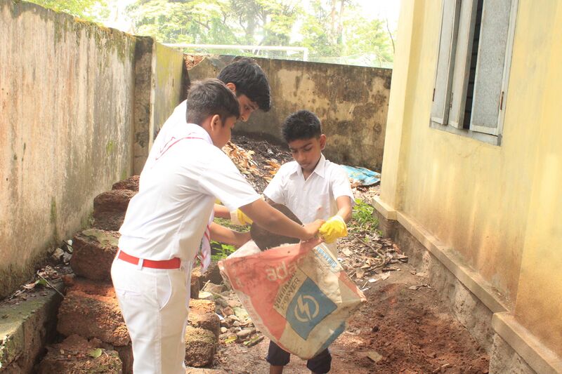 പ്രമാണം:17501 JRC CLEANING 2025 02.JPG