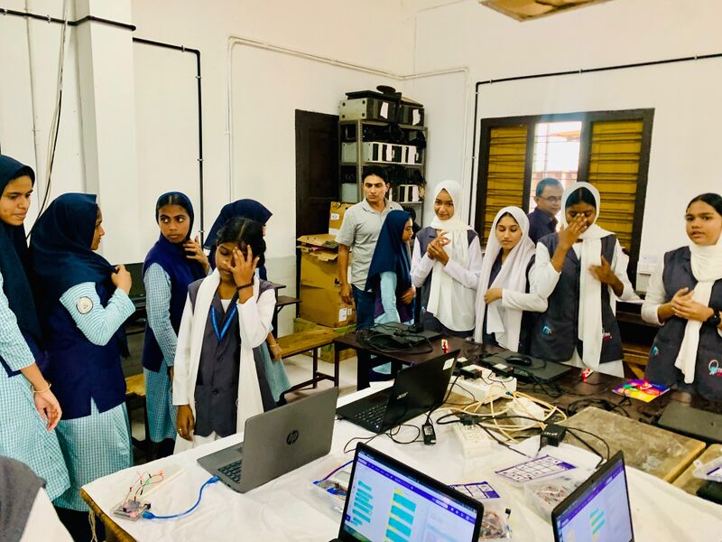 പ്രമാണം:19049 9freedom.jpeg