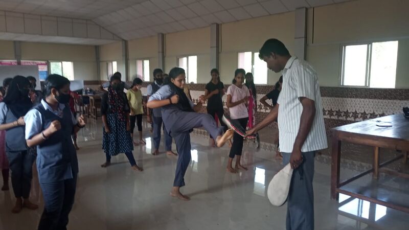 പ്രമാണം:25095 self2.jpeg