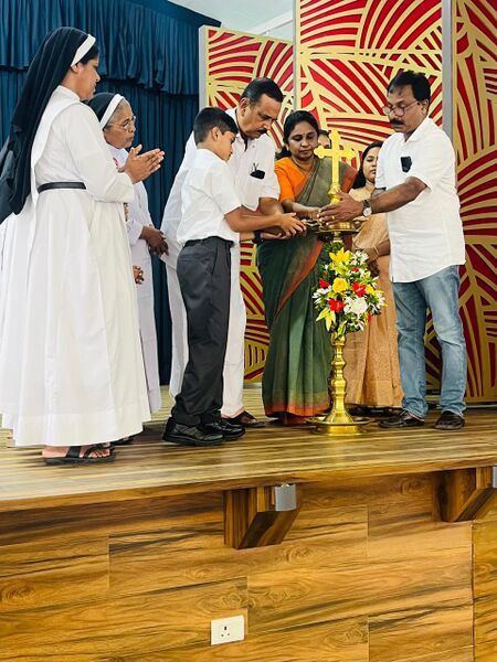 പ്രമാണം:26038 re opening.jpg