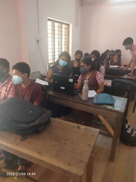 പ്രമാണം:35011 lk2.jpeg