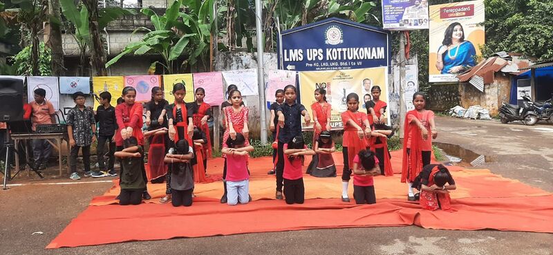 പ്രമാണം:44552-SAY NO TO DRUG CAMPAIGN1.jpg