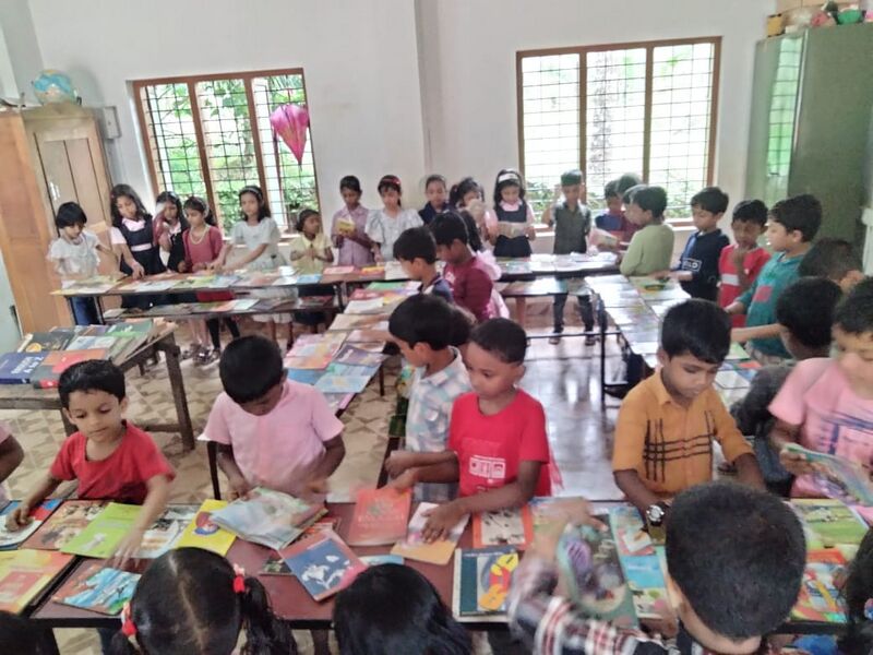 പ്രമാണം:47403 NLPS VAYANADHINAM.jpg