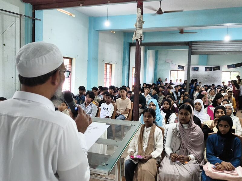 പ്രമാണം:4db6228c-8dc0-4649-bf04-ab2411e4d4cb.jpg