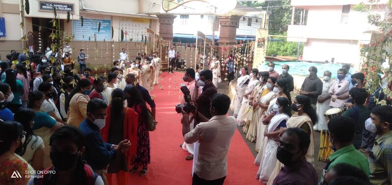 പ്രമാണം:BS21 KGD 12001 4.jpg