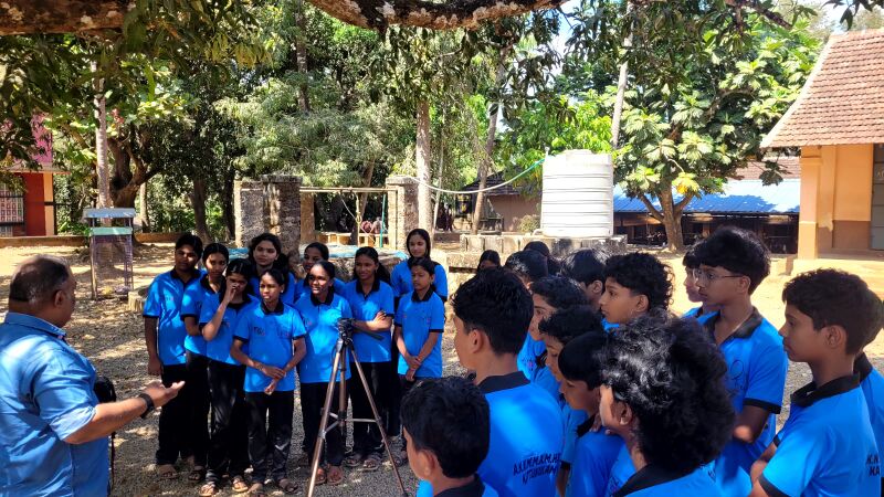 പ്രമാണം:Camera training 2025-28.jpg