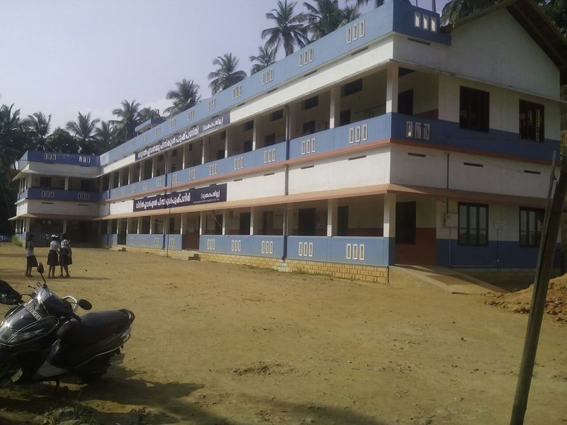 പ്രമാണം:My school-lflps pushpagiri.jpg