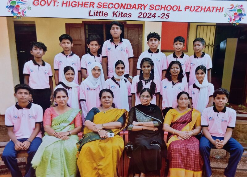 പ്രമാണം:13022-knrLK 2024-27 batch.jpg