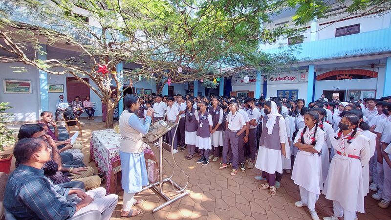 പ്രമാണം:14028 sj3.jpg