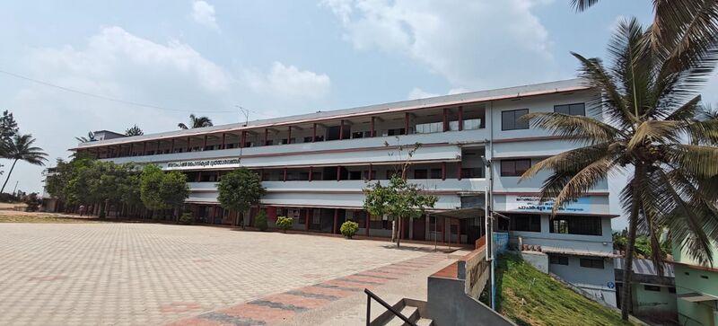 പ്രമാണം:15051 schoool photo 9.jpg