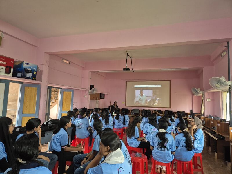 പ്രമാണം:18014- LK SCHOOL CAMP-28 -5-2025.jpg